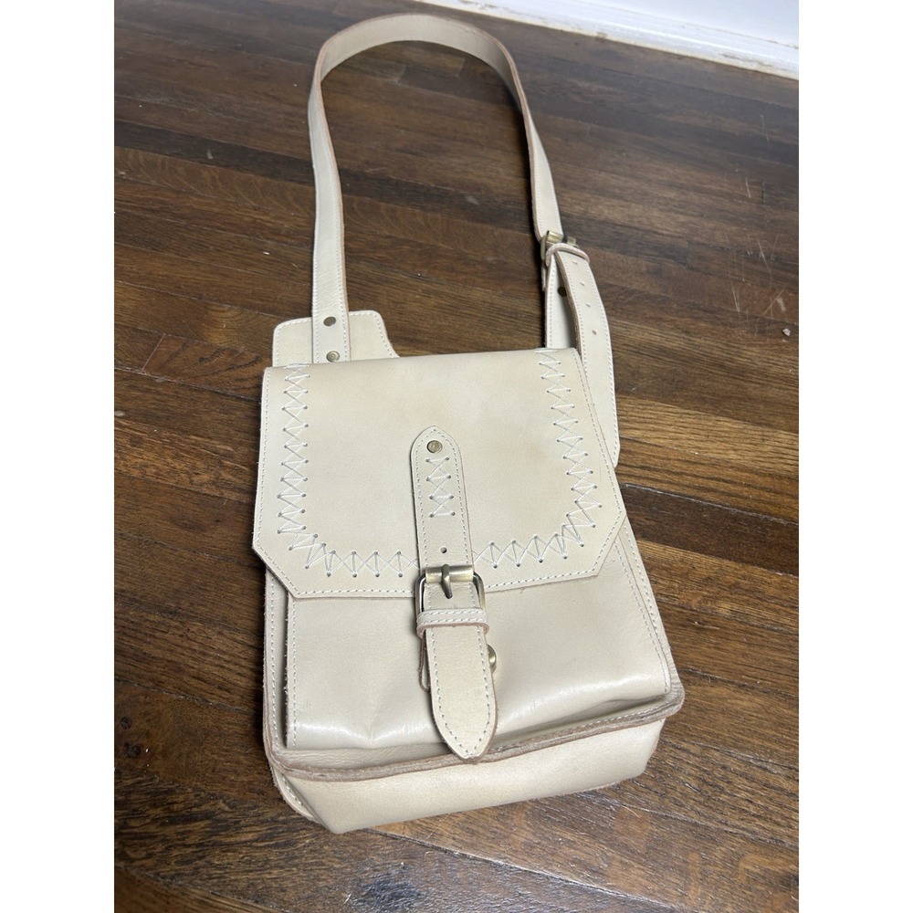 Stanley Street‎ Cream Colored Cross Body Leather Bag Adjustable Strap - Picture 4 of 15